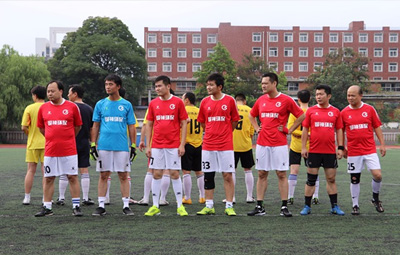 綠茵競(jìng)技展風(fēng)采 團(tuán)結(jié)拼搏增友誼——首屆國(guó)禎環(huán)保足球邀請(qǐng)賽開賽